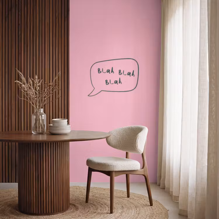 Tekstwolkje - BLAH BLAH BLAH - Roze Behang Vlies klein -sfeer1