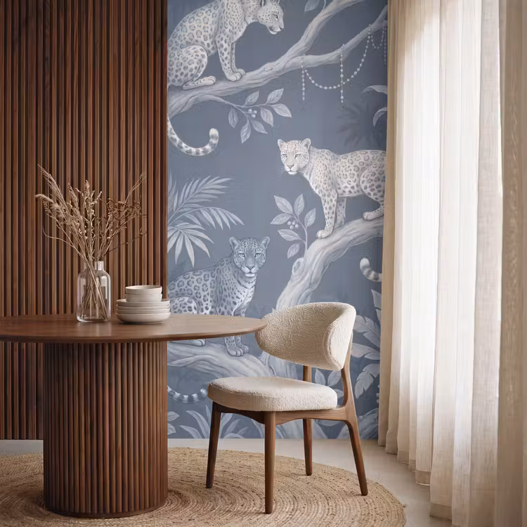 Dieren - Jungle - Illustratie - Bomen - Blauw Behang Vlies klein -sfeer1