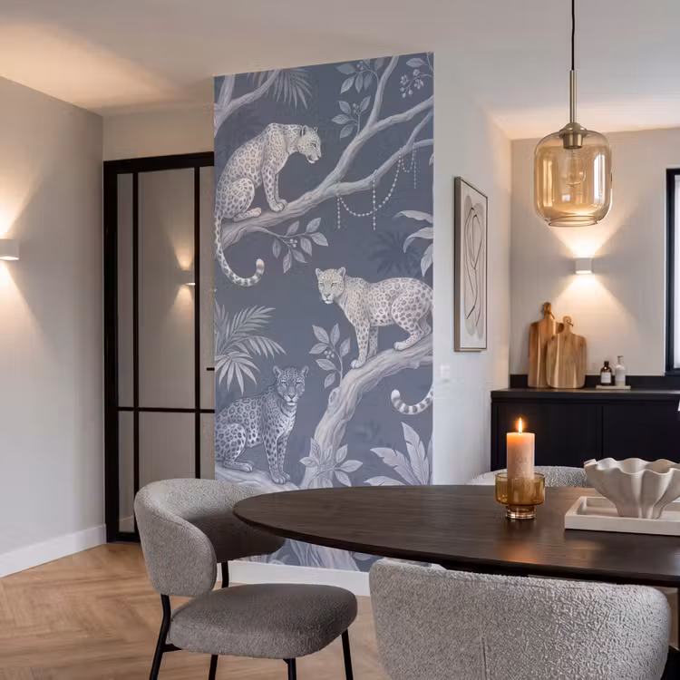 Dieren - Jungle - Illustratie - Bomen - Blauw Behang Vlies klein -sfeer3