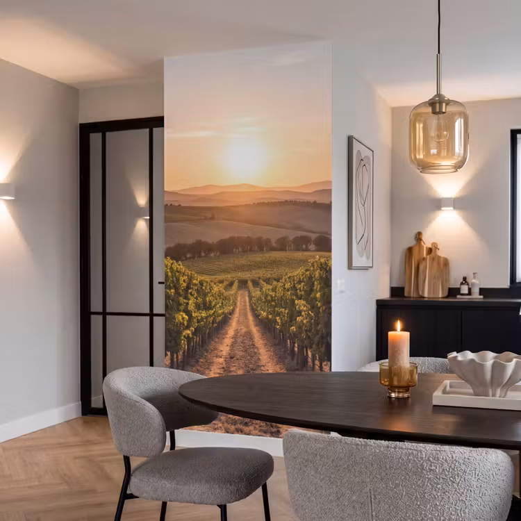 Wijngaard - Zonsondergang - Landschap Behang Vlies klein -sfeer3