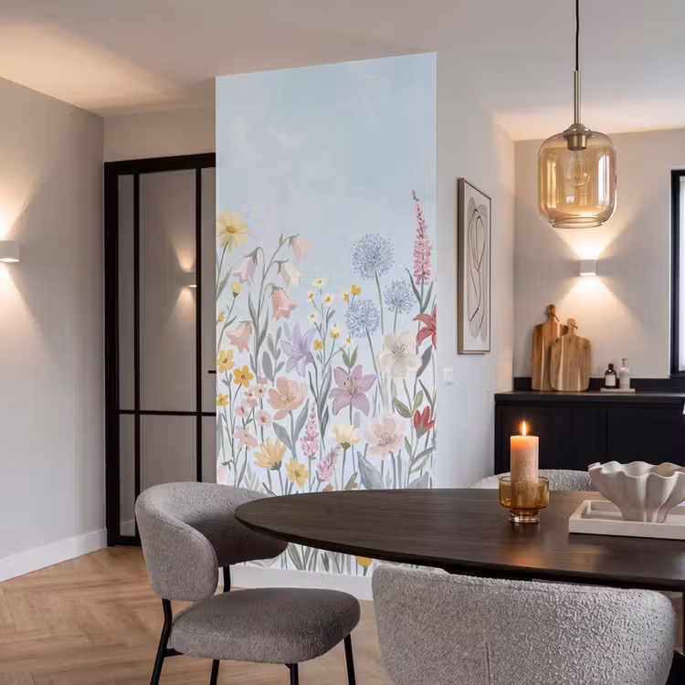 Weidebloemen - Illustratie - Kleurrijk Behang Vlies klein -sfeer3