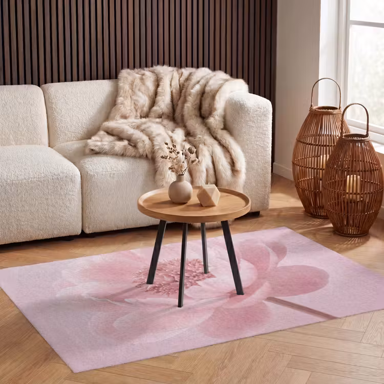Bloem - Pioenroos - Roze Vloerkleed Rechthoek klein -atmosphere_sfeer2_global