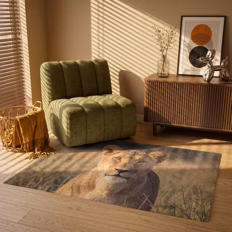 Leeuwin - Gras - Geel Vloerkleed Rechthoek klein -atmosphere_sfeer1_global