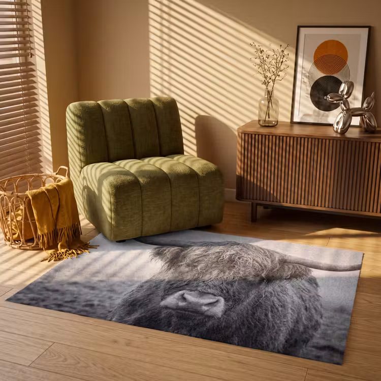 Schotse hooglander - Zwart - Wit - Gras Vloerkleed Rechthoek klein -atmosphere_sfeer1_global