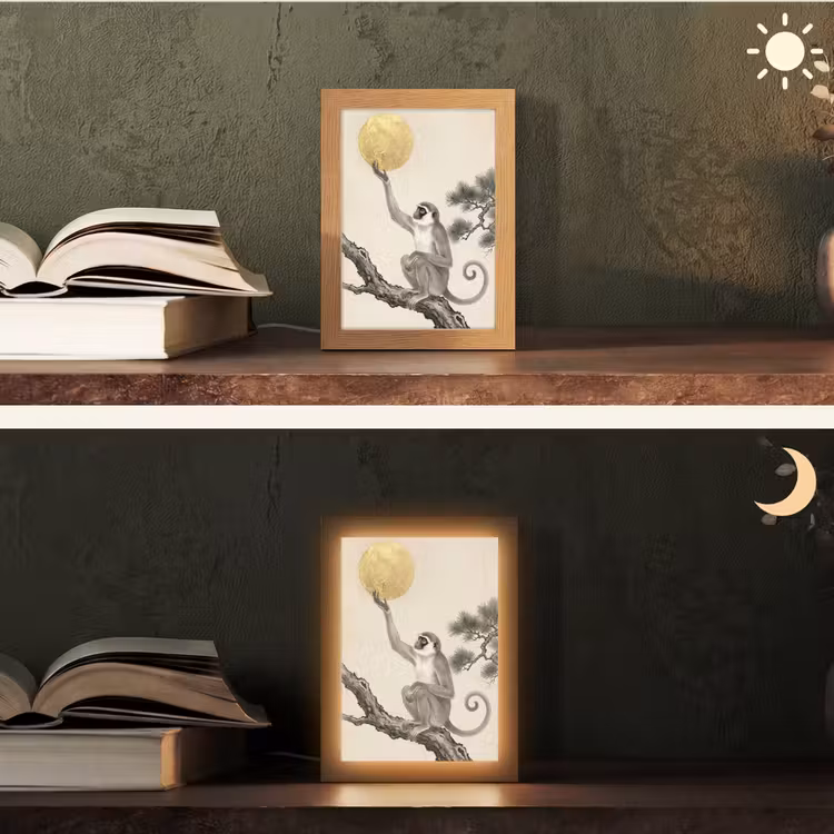 Aap - Maan - Goud Light Box met kabel (Tafellamp) klein -sfeer3