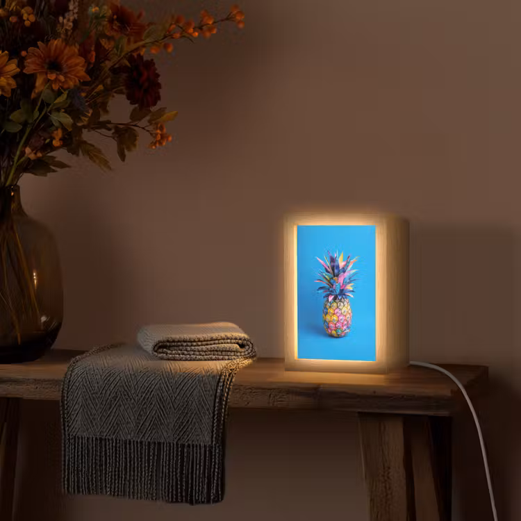 Ananas - Blauw - Tropisch - Vrolijk Light Box met kabel (Tafellamp) klein -sfeer4