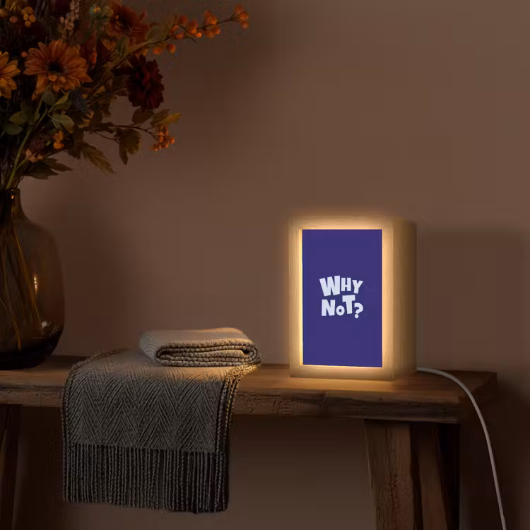 Blauw - Why not - Minimalistisch Light Box met kabel (Tafellamp) klein -sfeer4