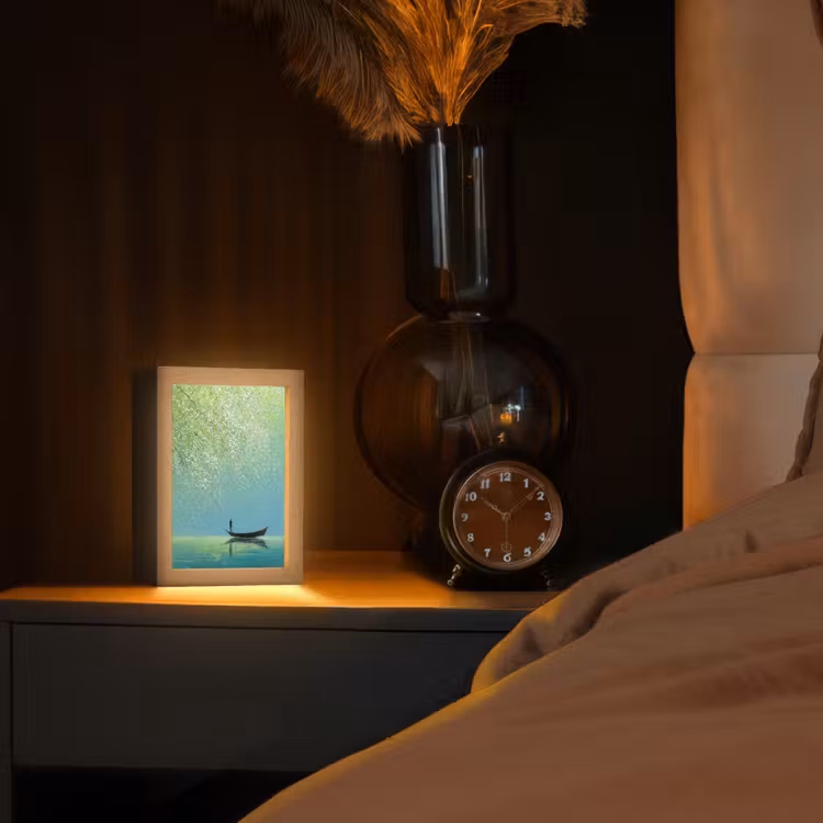 Bootje - Water - Bladeren - Bloesems Light Box met kabel (Tafellamp) klein -sfeer1