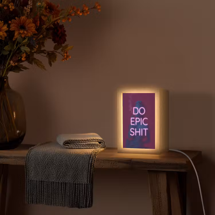 Buste - Neon - LED - Letters Light Box met kabel (Tafellamp) klein -sfeer4