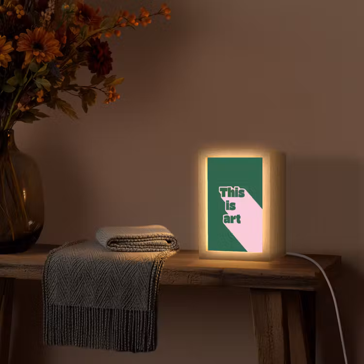 This is art - Schaduw - Roze Light Box met kabel (Tafellamp) klein -sfeer4