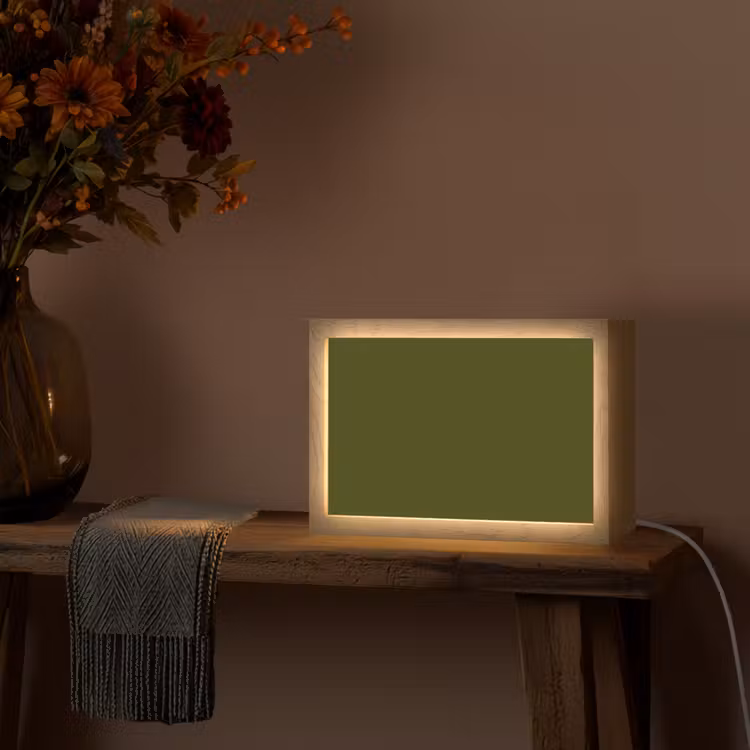 Dark - Olive - Groen Light Box met kabel (Tafellamp) klein 924 -sfeer4