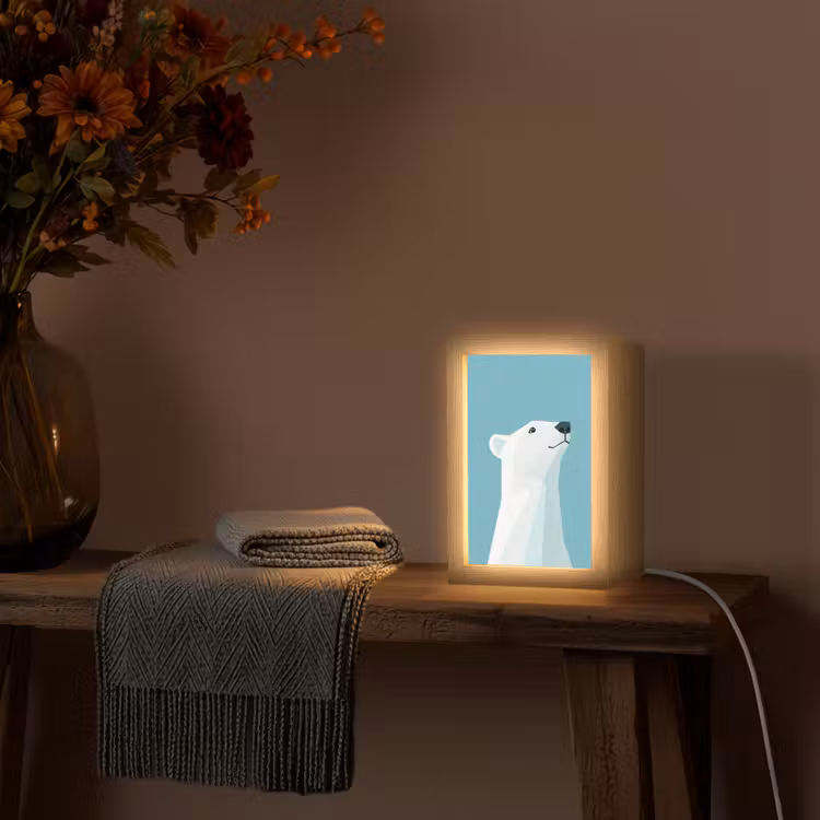Ijsbeer - Lichtblauw - Minimalistisch Light Box met kabel (Tafellamp) klein -sfeer4