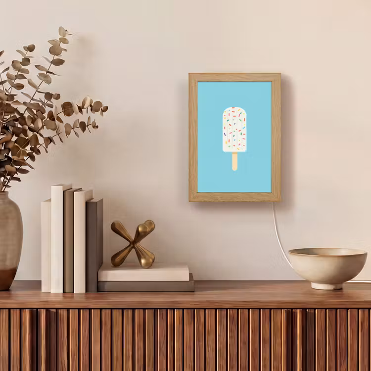 Ijsje - Stokje - Sprinkles - Lichtblauw Light Box met kabel (Tafellamp) klein -sfeer2
