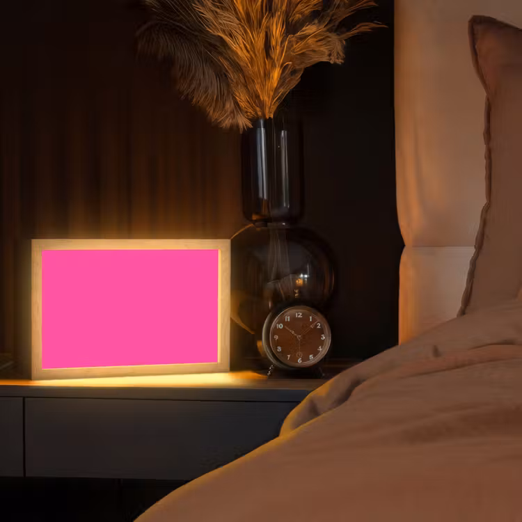 Electric - Magenta - Roze Light Box met kabel (Tafellamp) klein 924 -sfeer1