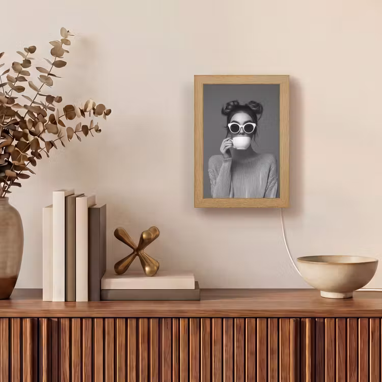 Vrouw - Koffie - Zwart - Wit Light Box met kabel (Tafellamp) klein -sfeer2