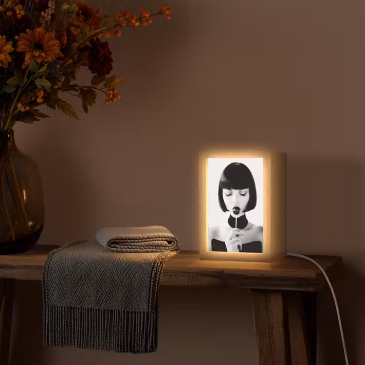 Vrouw - Lolly - Zwart - Wit Light Box met kabel (Tafellamp) klein -sfeer4