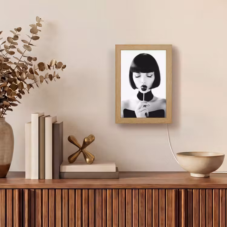 Vrouw - Lolly - Zwart - Wit Light Box met kabel (Tafellamp) klein -sfeer2