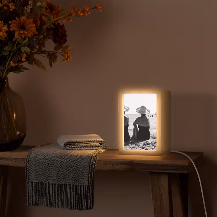 Vrouwen - Zonnehoed - Strand - Zwart - Wit Light Box met kabel (Tafellamp) klein -sfeer4
