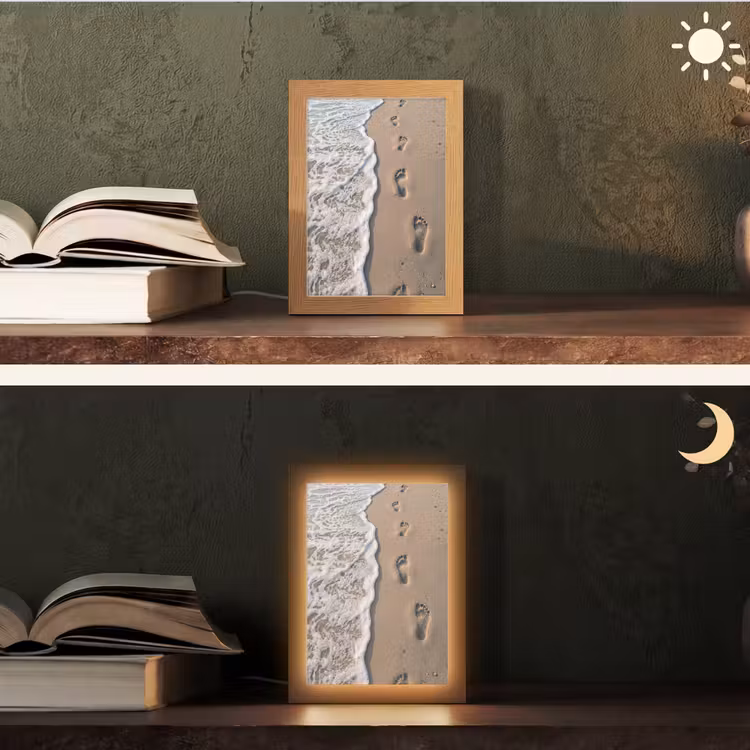 Voetstappen - Vloedlijn - Zee Light Box met kabel (Tafellamp) klein -sfeer3