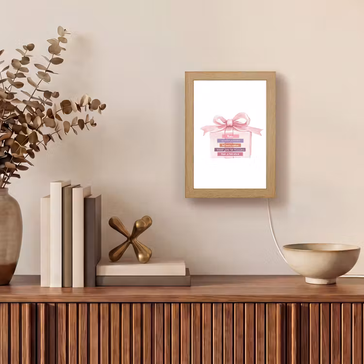 Cadeau - Strik - Tekst - Roze Light Box met kabel (Tafellamp) klein -sfeer2