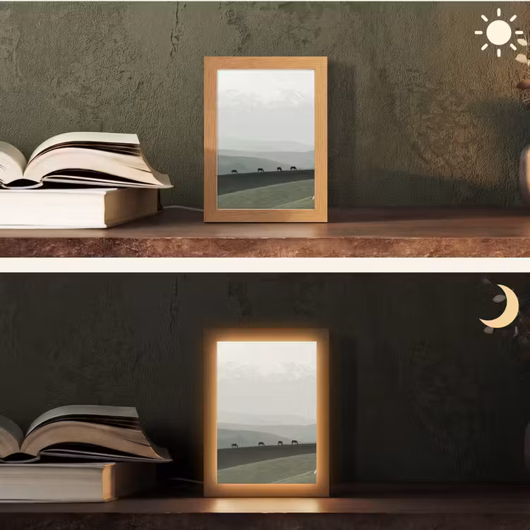 Grijs - Berg - Paarden Light Box met kabel (Tafellamp) klein -sfeer3