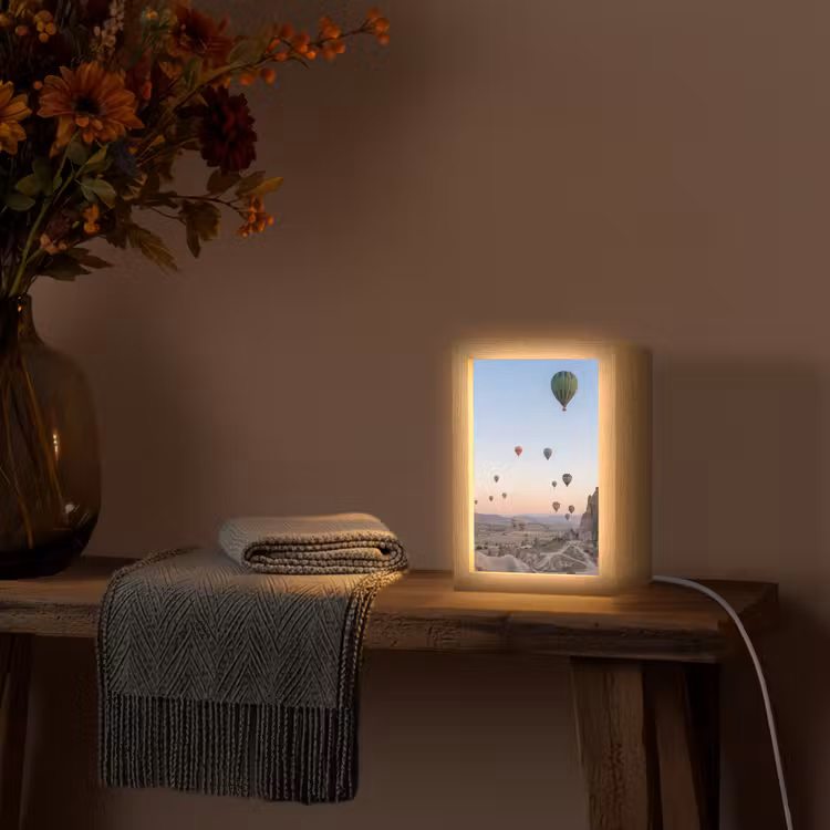 Luchtballonnen - Rotsen - Zonsopgang Light Box met kabel (Tafellamp) klein -sfeer4
