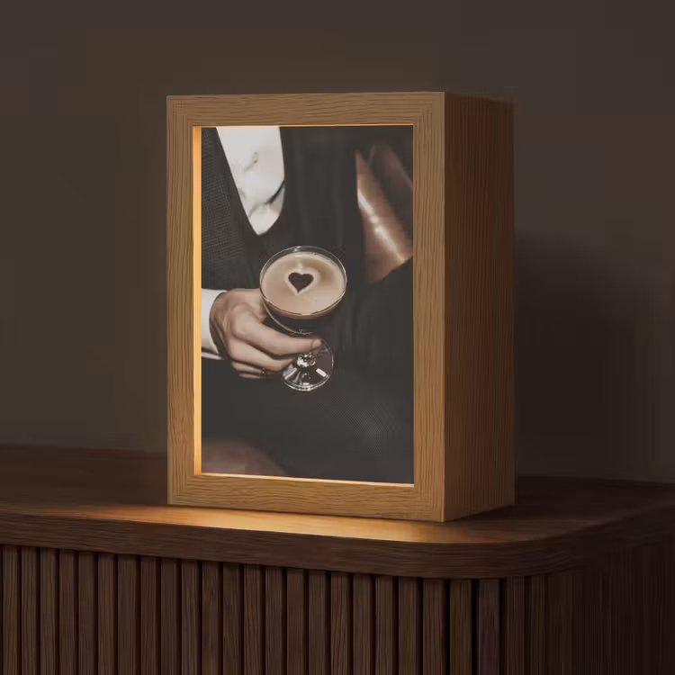 Hartje - Cocktail - Espresso Martini - Hand Light Box met kabel (Tafellamp) klein -z3d_website