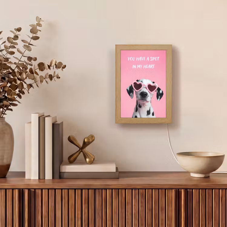 Hartjes - Hond - Valentijn - Roze Light Box met kabel (Tafellamp) klein -sfeer2