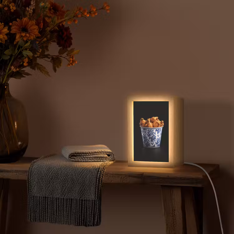 Kip - Bucket - Delfts blauw - Lekker Light Box met kabel (Tafellamp) klein -sfeer4