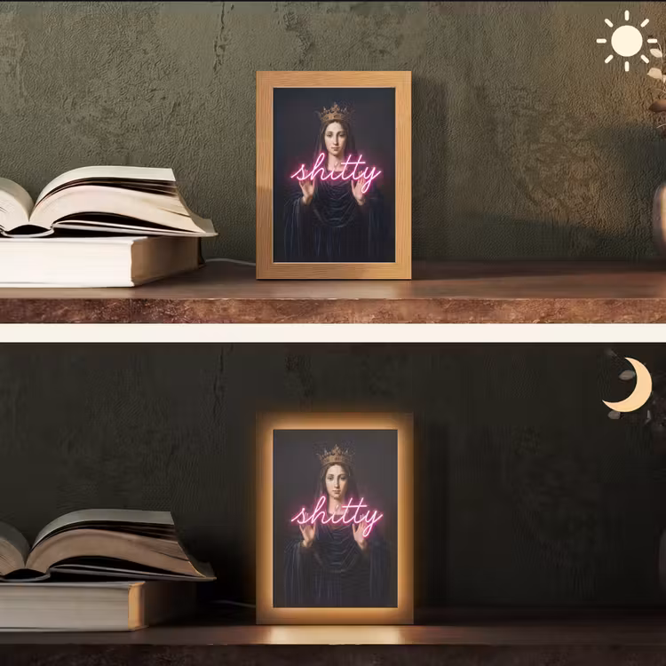 Ironisch - Tekst - Neon Light Box met kabel (Tafellamp) klein -sfeer3