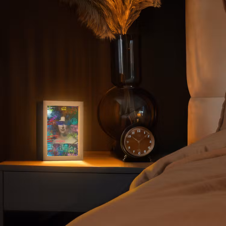 Johanna Henriette Engelen - Dubois Drahonet - Graffiti Light Box met kabel (Tafellamp) klein -sfeer1
