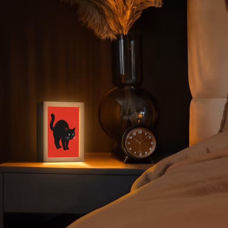 Kat - Zwart - Staart Light Box met kabel (Tafellamp) klein -sfeer1