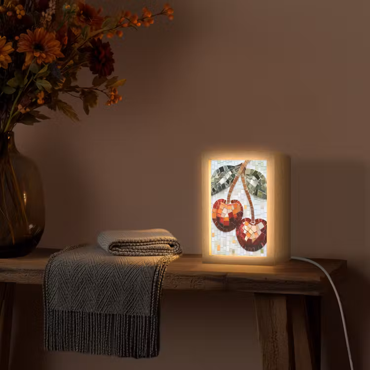Kersen - Rood - Mozaïek - Blaadjes Light Box met kabel (Tafellamp) klein -sfeer4