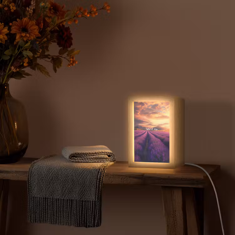 Lavendelveld - Quote - Zonsondergang Light Box met kabel (Tafellamp) klein -sfeer4
