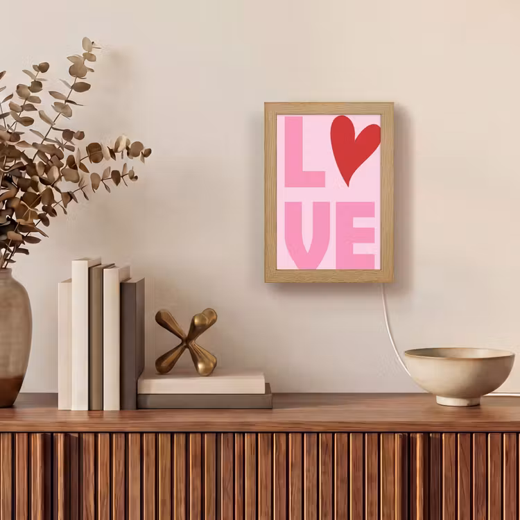 Love - Roze - Hart - Valentijn Light Box met kabel (Tafellamp) klein -sfeer2
