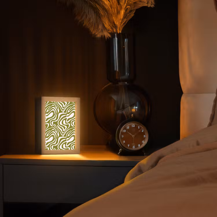 Lijnpatroon - Groen - Organisch Light Box met kabel (Tafellamp) klein 925 -sfeer1