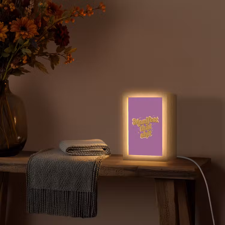 Manifest that shit - Paars - Glitter Light Box met kabel (Tafellamp) klein -sfeer4