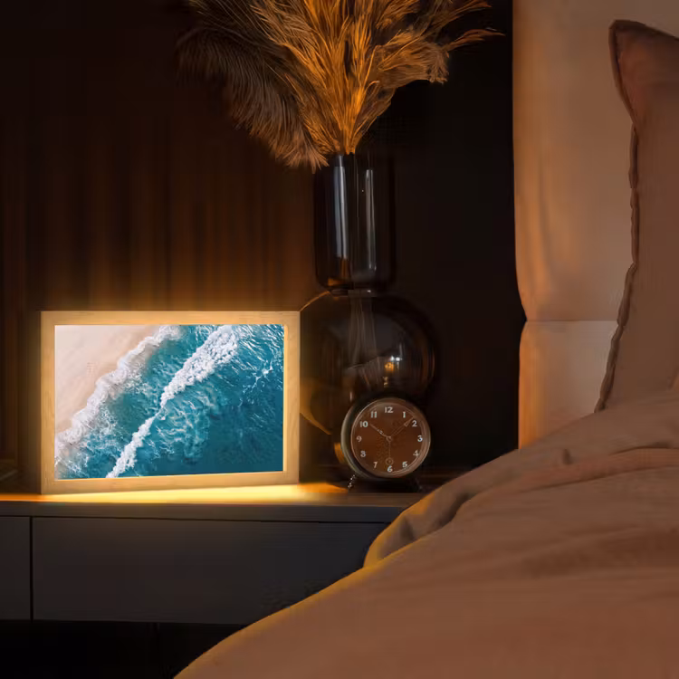 Zee - Strand - Golven - Natuur - Blauw Light Box met kabel (Tafellamp) klein -sfeer1