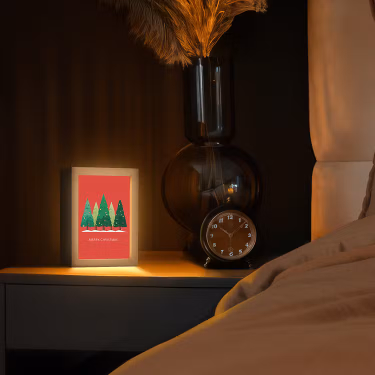 Minimalistisch - Kerstbomen - Rood - Sneeuw Light Box met kabel (Tafellamp) klein -sfeer1