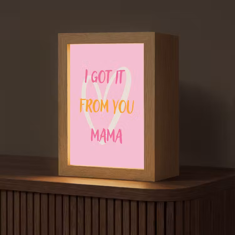 Mama - Quote - Hart - Roze Light Box met kabel (Tafellamp) klein -z3d_website