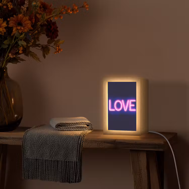 Neon - Love - Valentijn Light Box met kabel (Tafellamp) klein -sfeer4
