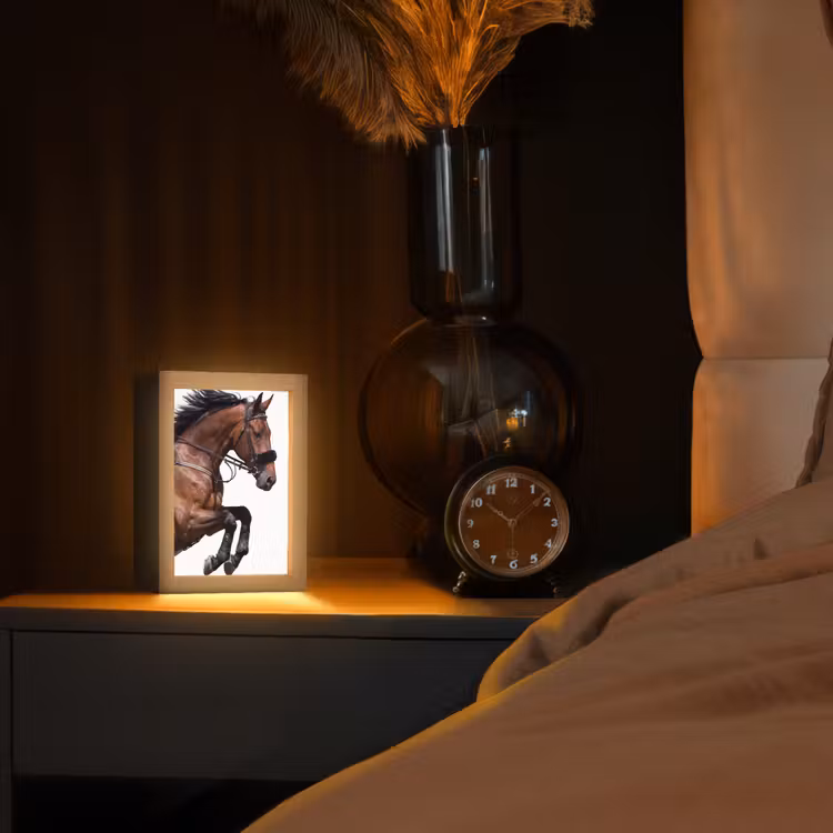 Paard - Springen - Modern Light Box met kabel (Tafellamp) klein -sfeer1