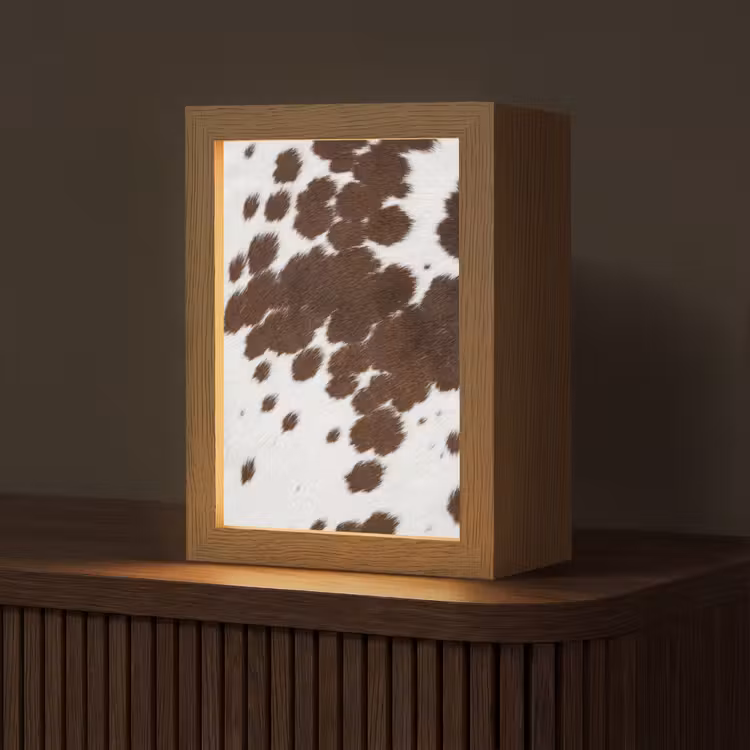 Koeienhuid - Klassiek - Bruin Light Box met kabel (Tafellamp) klein -z3d_website