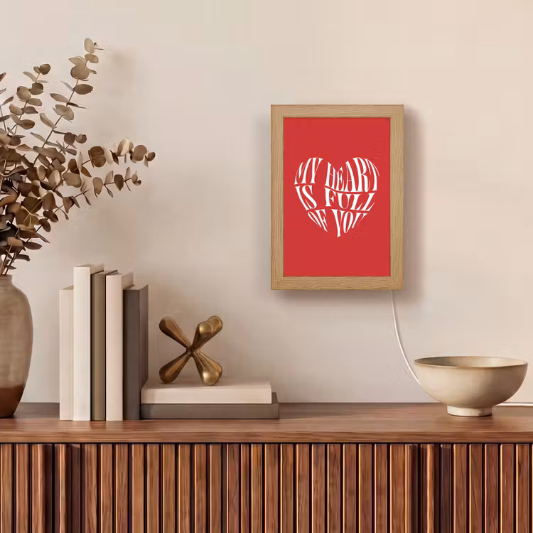Rood - Hart- Tekst - Valentijn Light Box met kabel (Tafellamp) klein -sfeer2