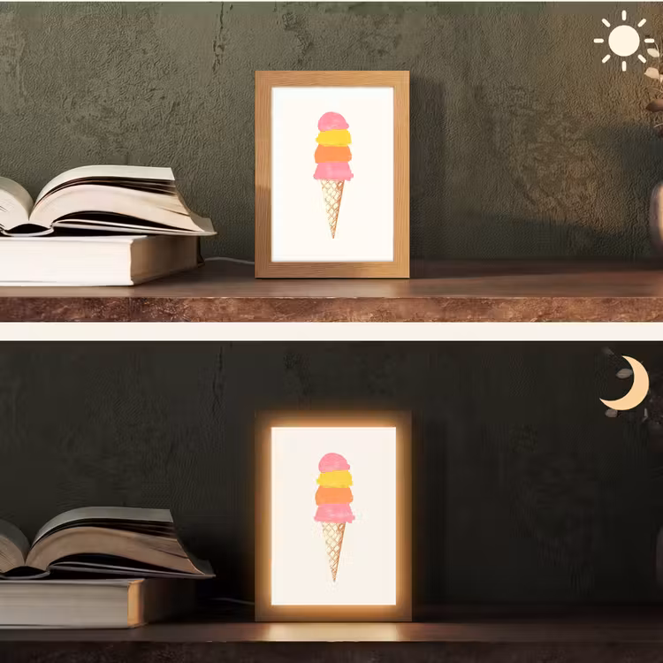 Schepijs - Hoorntje - Illustratie - Minimalistisch Light Box met kabel (Tafellamp) klein -sfeer3
