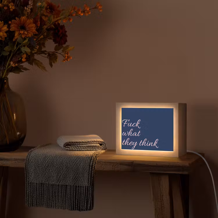 Fuck what they think - Blauw - Cursief Light Box met kabel (Tafellamp) klein -sfeer4