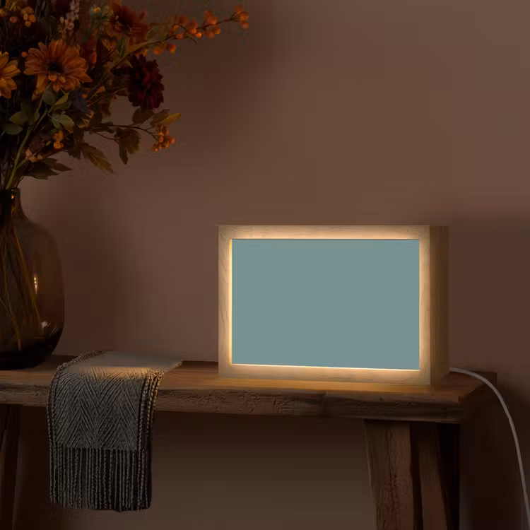 Serene - Teal - Blauw Light Box met kabel (Tafellamp) klein 924 -sfeer4