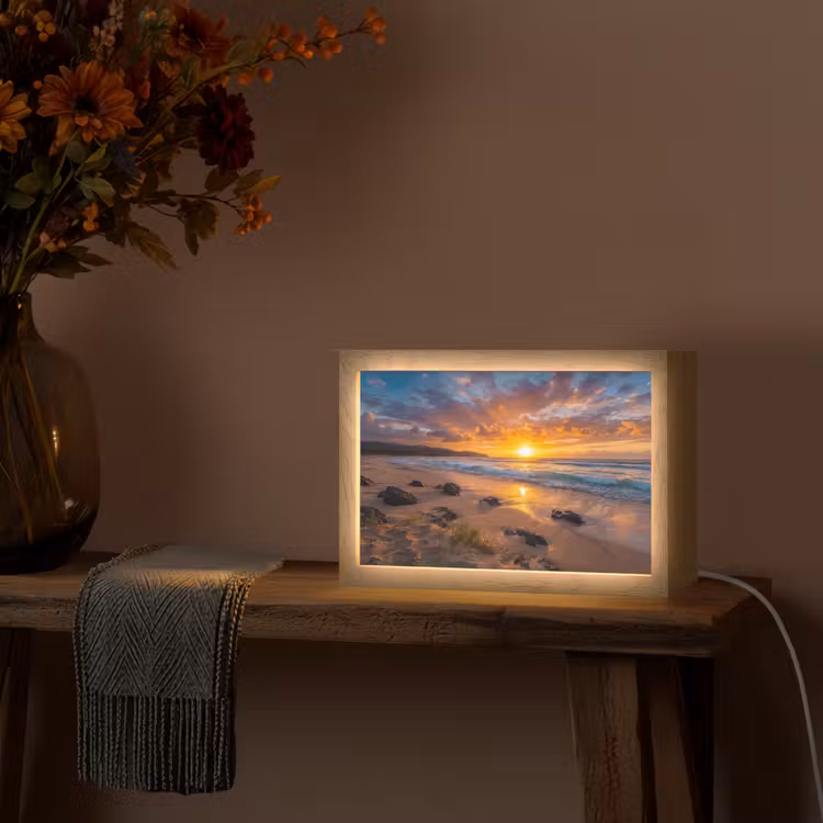 Strand - Zonsondergang - Golven - Natuur - Oranje Light Box met kabel (Tafellamp) klein -sfeer4