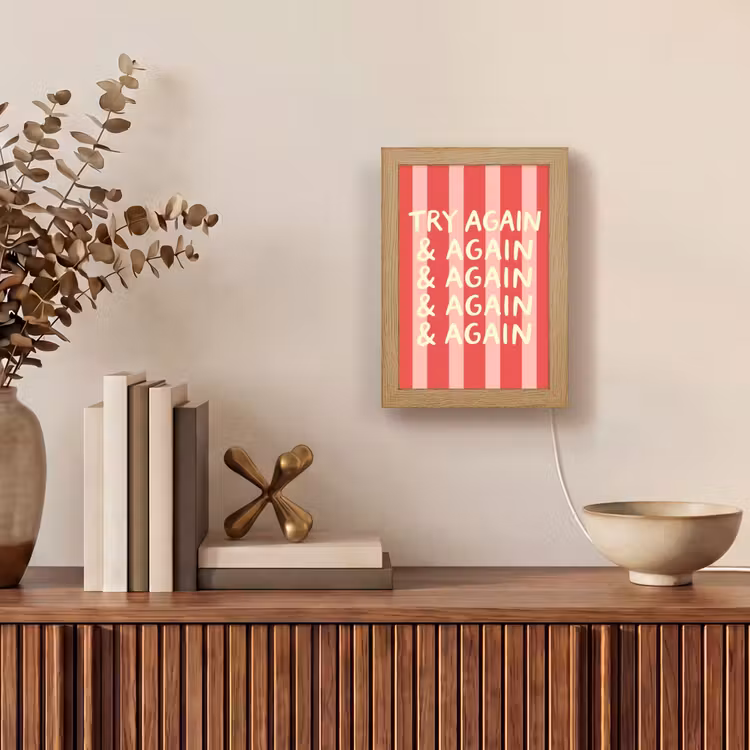 Strepen - Rood - Try again Light Box met kabel (Tafellamp) klein -sfeer2