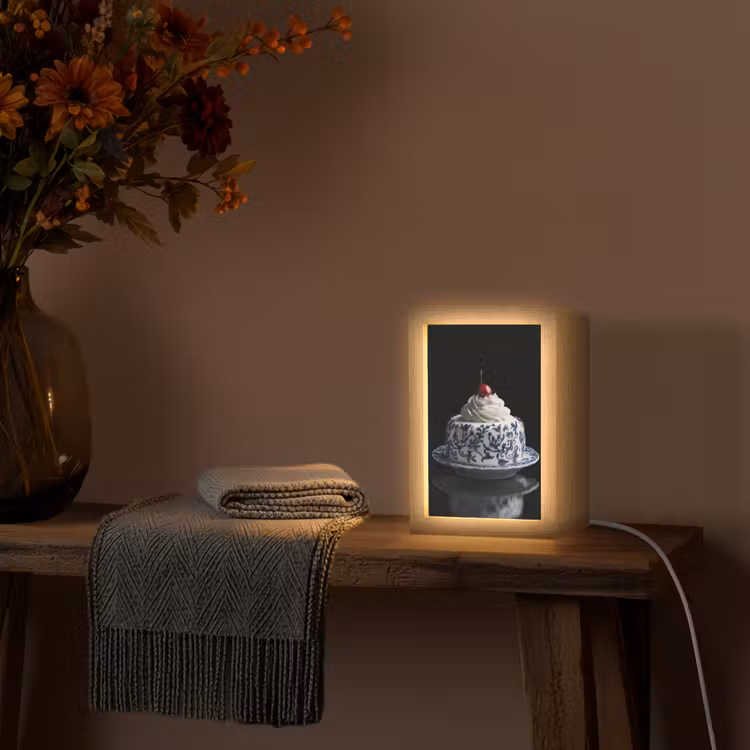 Taart - Slagroom - Kers - Bord - Delfts blauw Light Box met kabel (Tafellamp) klein -sfeer4